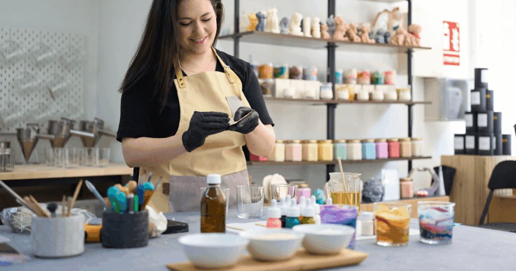 KÉZMŰVES VÁLLALKOZÁS ÖTLETEK OTTHON 3 TECHNOLÓGIA, AMIVEL MA IS EL LEHET INDULNI