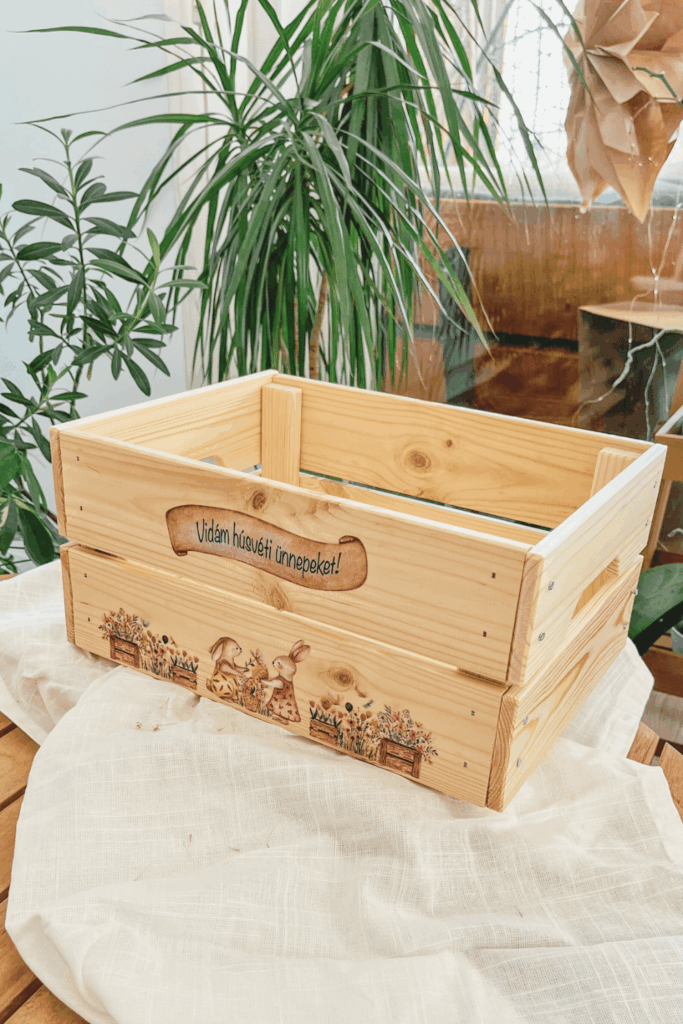 HÚSVÉTI AJÁNDÉK DOBOZ – IKEA FA TÁROLÓ DÍSZÍTÉSE UV DTF FÓLIÁVAL